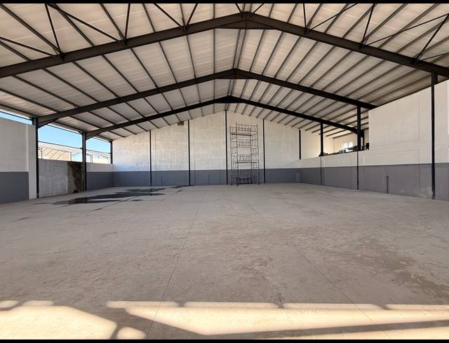822M² WAREHOUSE TO LET IN BLACKHEATH INDUSTRIAL
